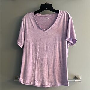 EUC Avia Lavender V-Neck Women's Top Size XL